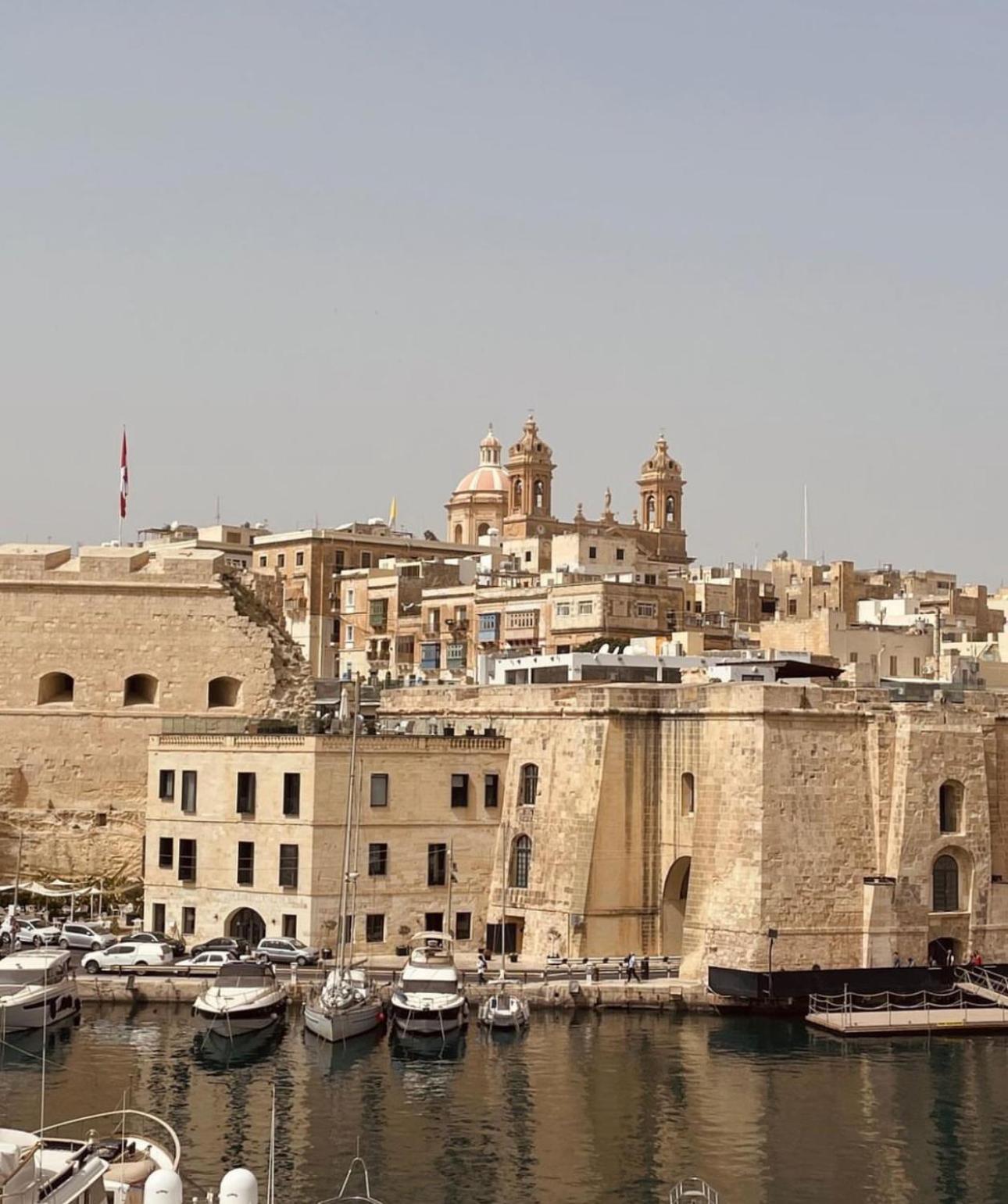 Arcanum Apartment 1 Very Close To Seafront Bus Station And Ferry To Valletta Senglea Ngoại thất bức ảnh
