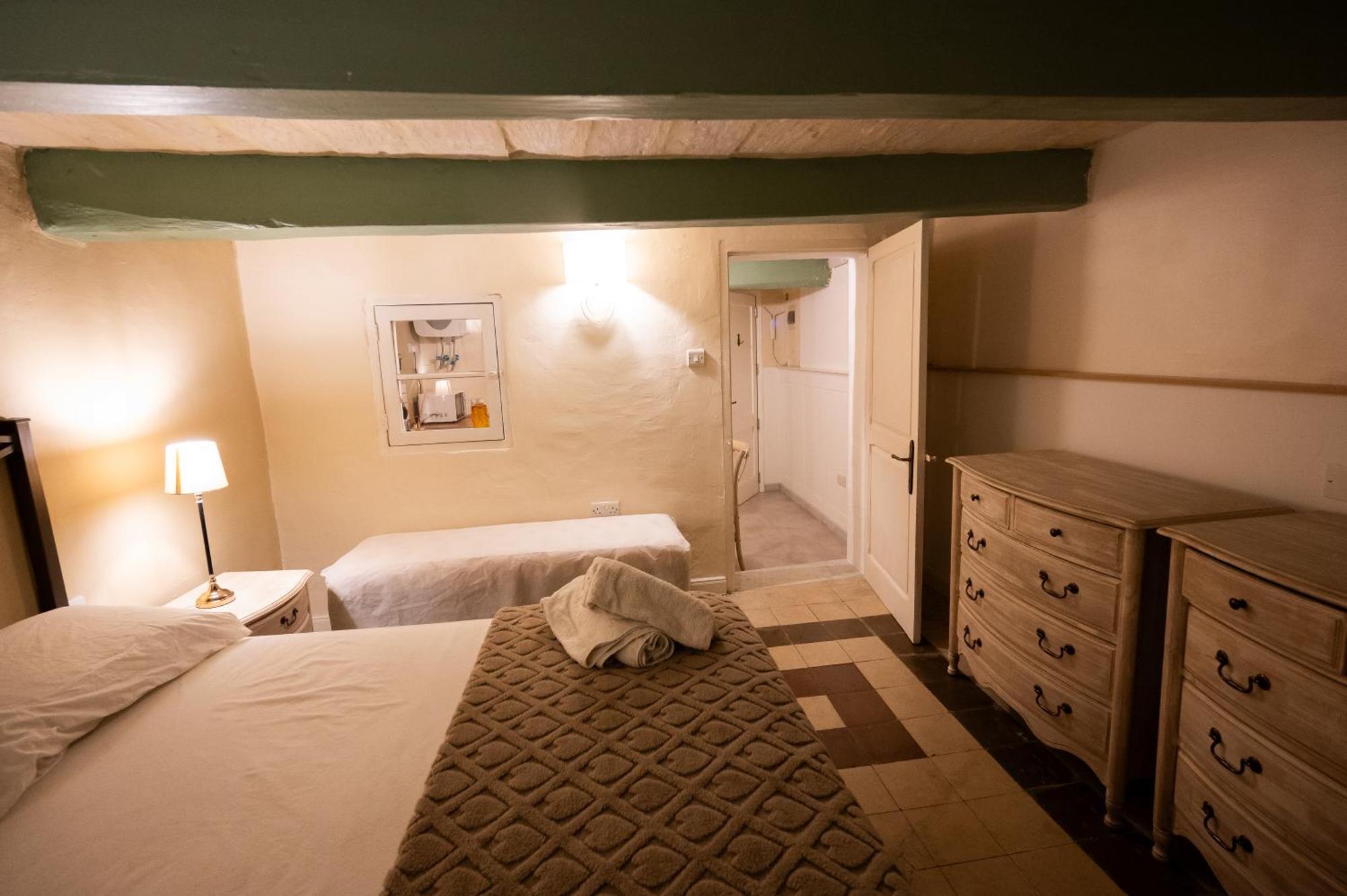 Arcanum Apartment 1 Very Close To Seafront Bus Station And Ferry To Valletta Senglea Ngoại thất bức ảnh